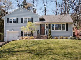 117 N Hillside Ave, Chatham, NJ