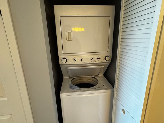 3rd image of 2980 1st Ave Unit 2A