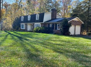 706 W School St, Maiden, NC 28650