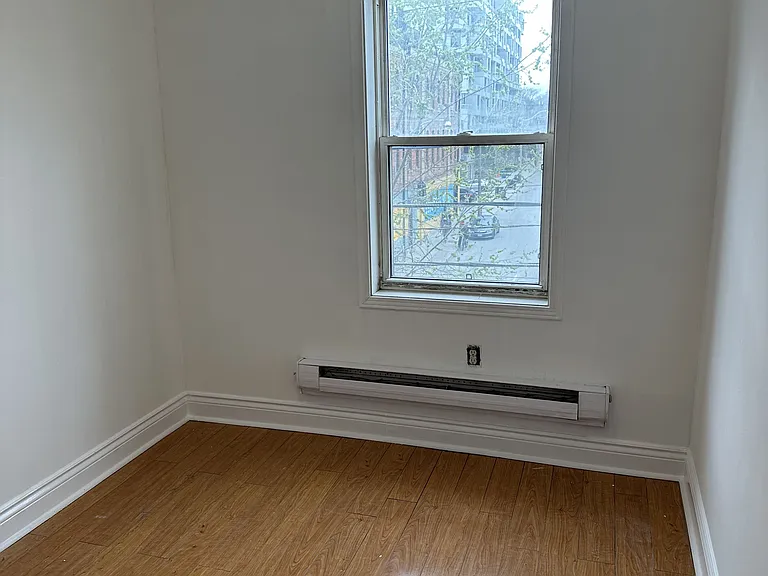 463 Queen St W #3 — Photo 6