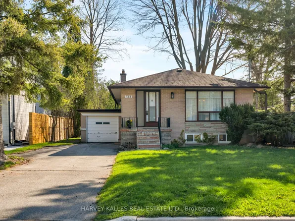 133 Wood Ln, Richmond Hill, ON L4C 4W2