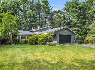 3 Country Club Dr, Chelmsford, MA 01824