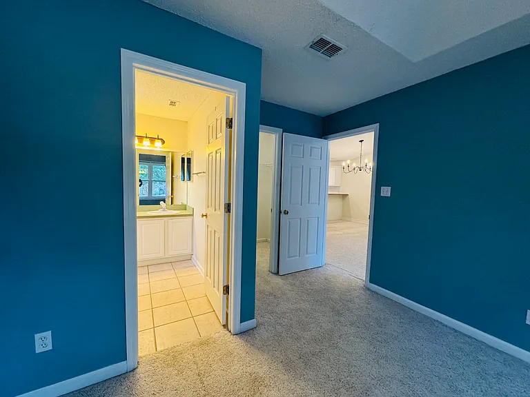 7361 Hollis St — Photo 53