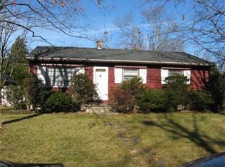 100 Roanoke Rd, Springfield, MA 01118