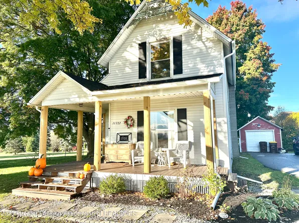 11722 Norris Rd, Dewitt, MI 48820