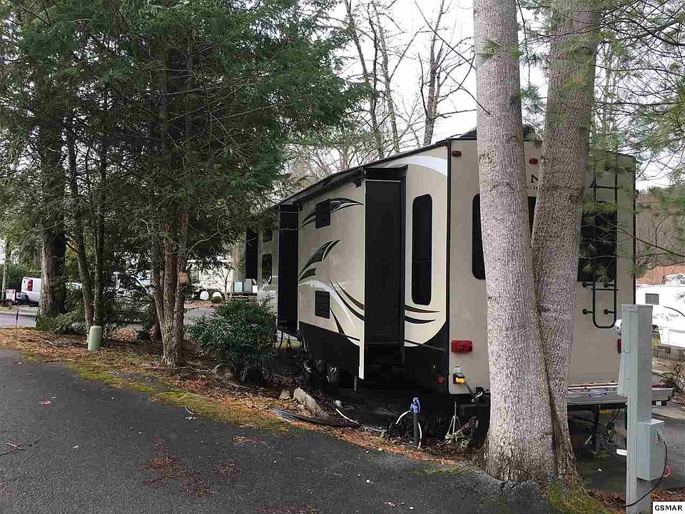 2nd image of 4229 E Parkway Lot 52