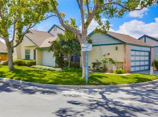 494 Bancroft Gln, Escondido, CA 92027