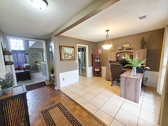 4th image of 3295 Binghampton Ln