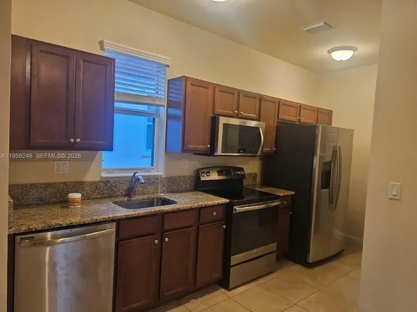 9532 SW 169th Pl #0, Miami, FL 33196