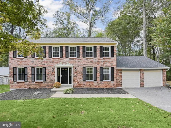 7950 Helmart Dr, Laurel, MD 20723