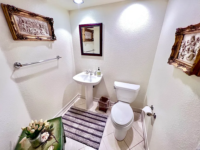 12828 Harwick Ln — Photo 37