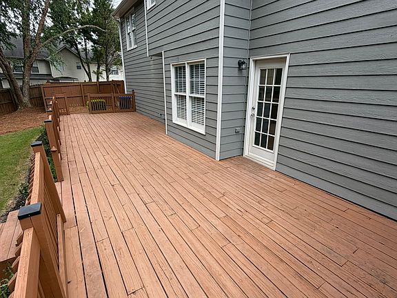 5th image of 3929 Riverstone Dr