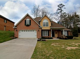 219 Windstone Blvd, Powell, TN 37849