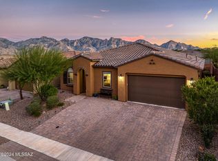 420 E Arizona Poppy Dr, Oro Valley, AZ 85755