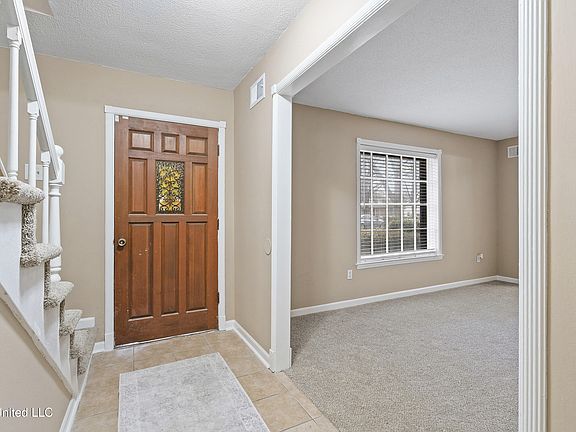 5th image of 8682 Millbranch Rd