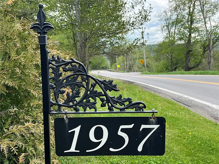 1957 State Highway 51 — Photo 33
