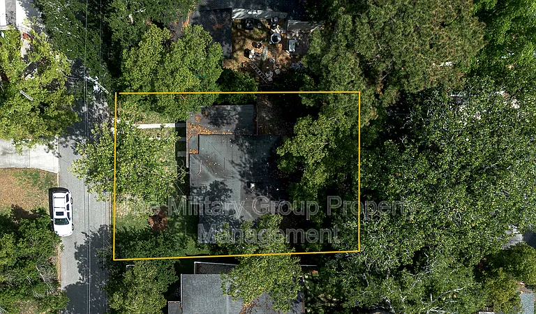 2115 Minerva Ave — Photo 28