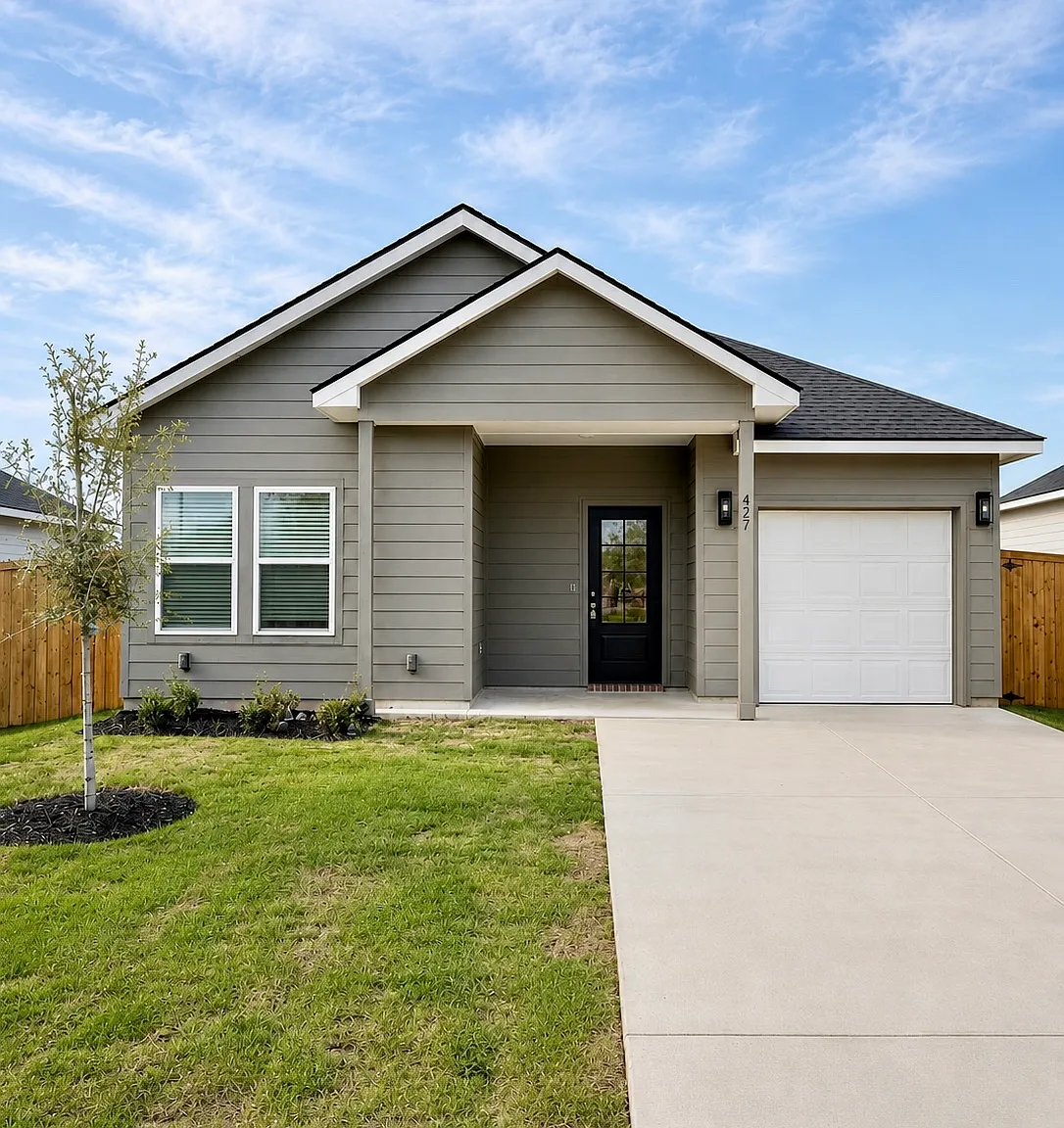 3 bed, 1485 sqft, $2,000 — Photo 1