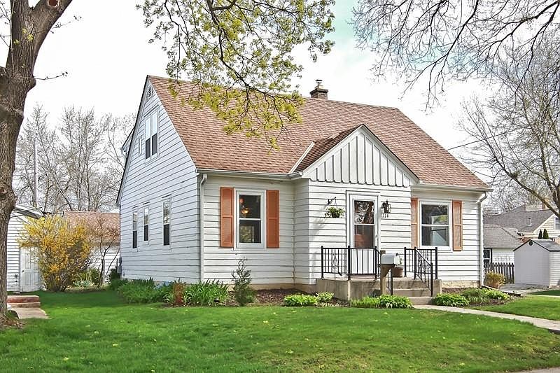 1st image of 114 Douglass Ave