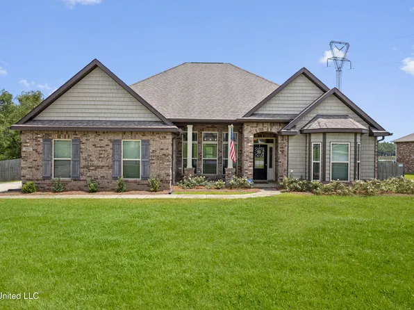 9804 Sanctuary Blvd, Ocean Springs, MS 39564