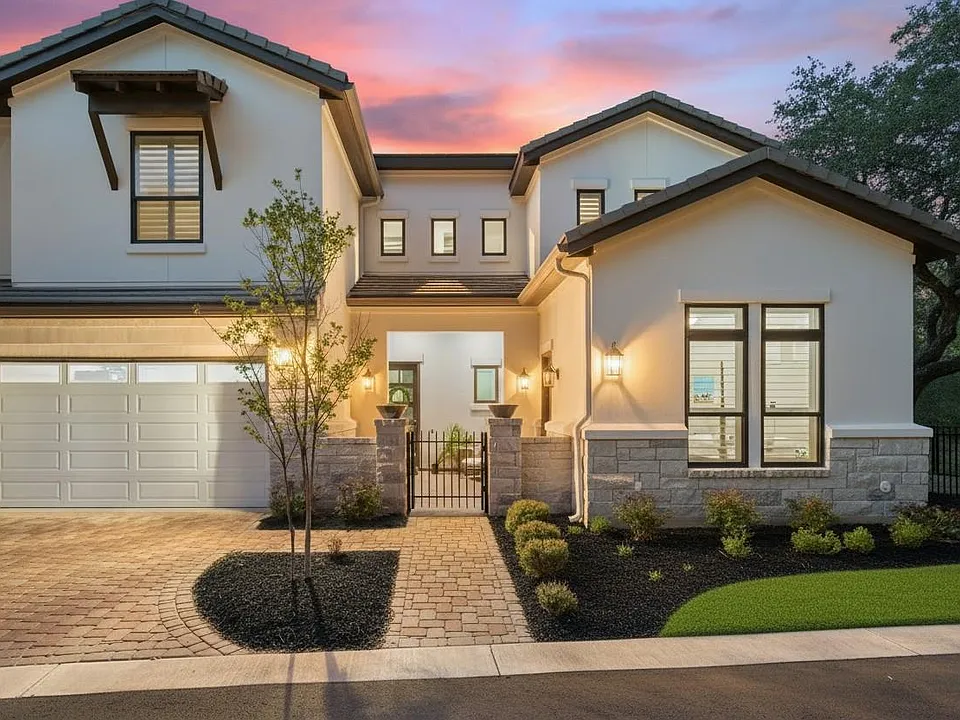 107 Cascading Waters Pl