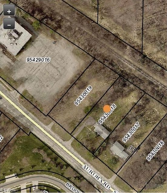 2nd image of 34645 Aurora Rd
