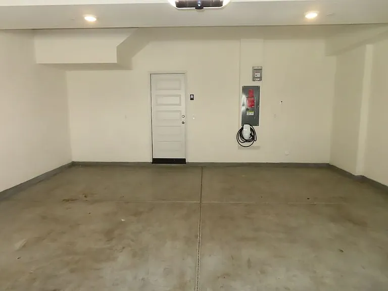 40585 Melrose Dr — Photo 31