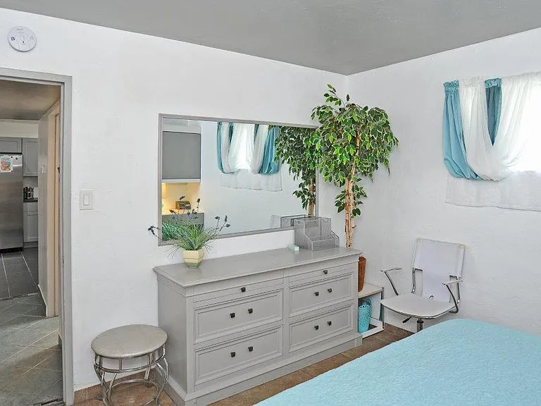 901 W Calle Ramona #1 — Photo 18