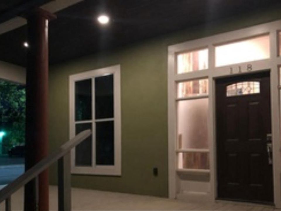 Well illuminated main entrance