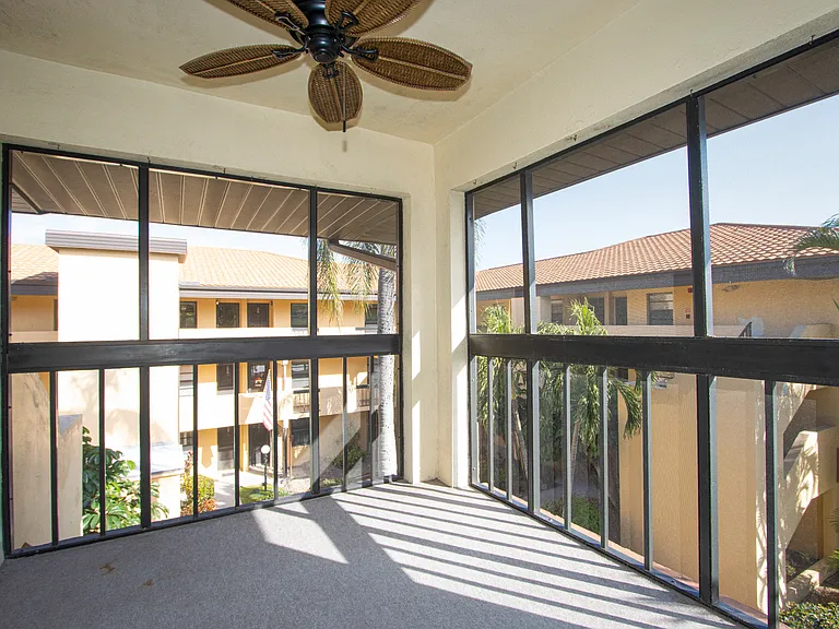 6142 Whiskey Creek Dr #621 — Photo 16