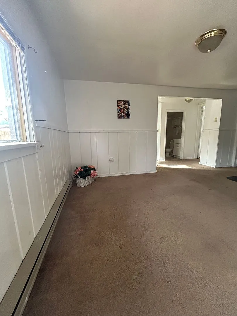 Cozy 2 Bedroom Cabin Retreat — Photo 4