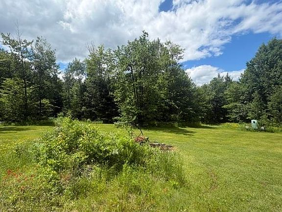 4th image of 535 cooper hill Road