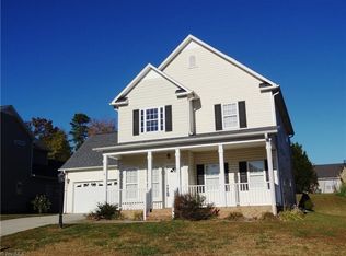 6609 Springfield Village Ln, Clemmons, NC 27012