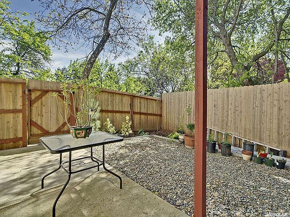 5th image of 3312 La Canada Dr