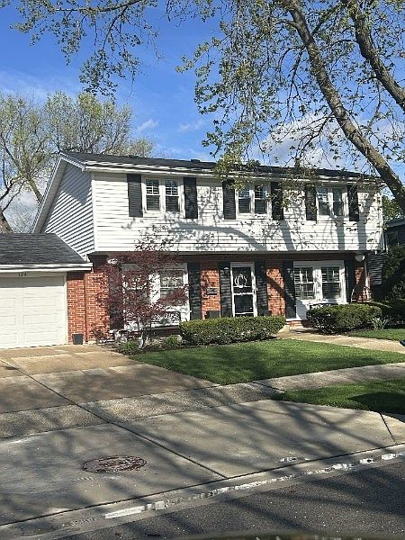 1st image of 124 S Fairlane Ave