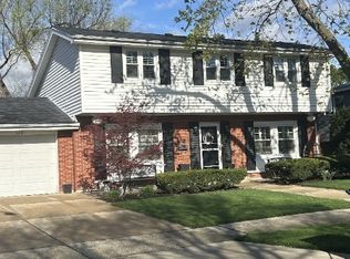 124 S Fairlane Ave, Elmhurst, IL 60126