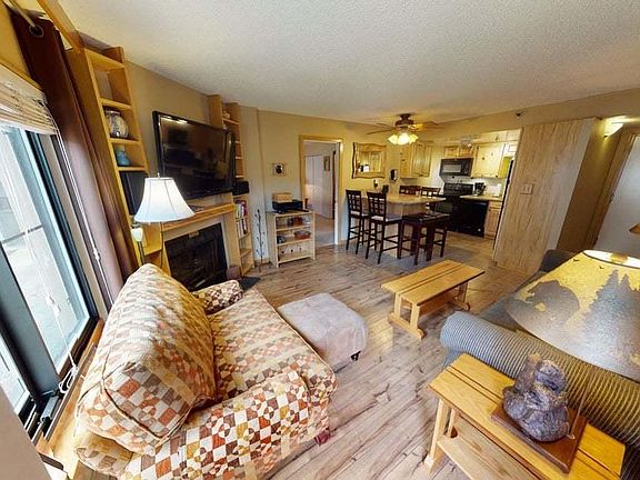 3rd image of 1208 Silver Creek Ldg