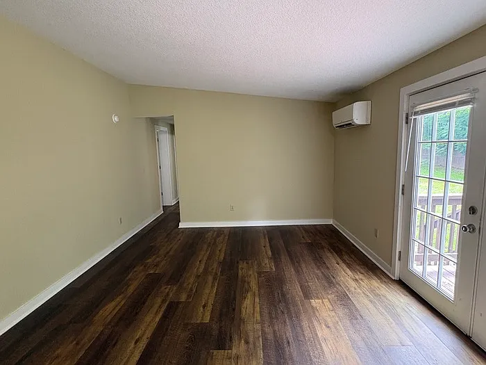 446 Roller Mill Rd — Photo 4