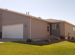 4525 Impala Ct NW, Mandan, ND 58554