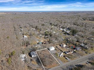 4592 Middle Country Rd, Calverton, NY 11933