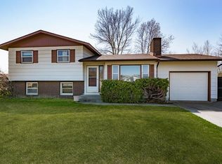2930 Manhattan Dr, Billings, MT 59102