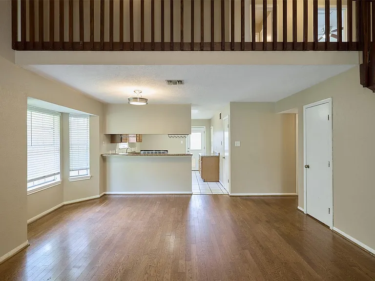23311 Grand Rapids Ln — Photo 11