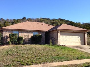 301 Dillon Dr, Copperas Cove, TX 76522