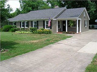 1st image of 2412 E Chandler Ave