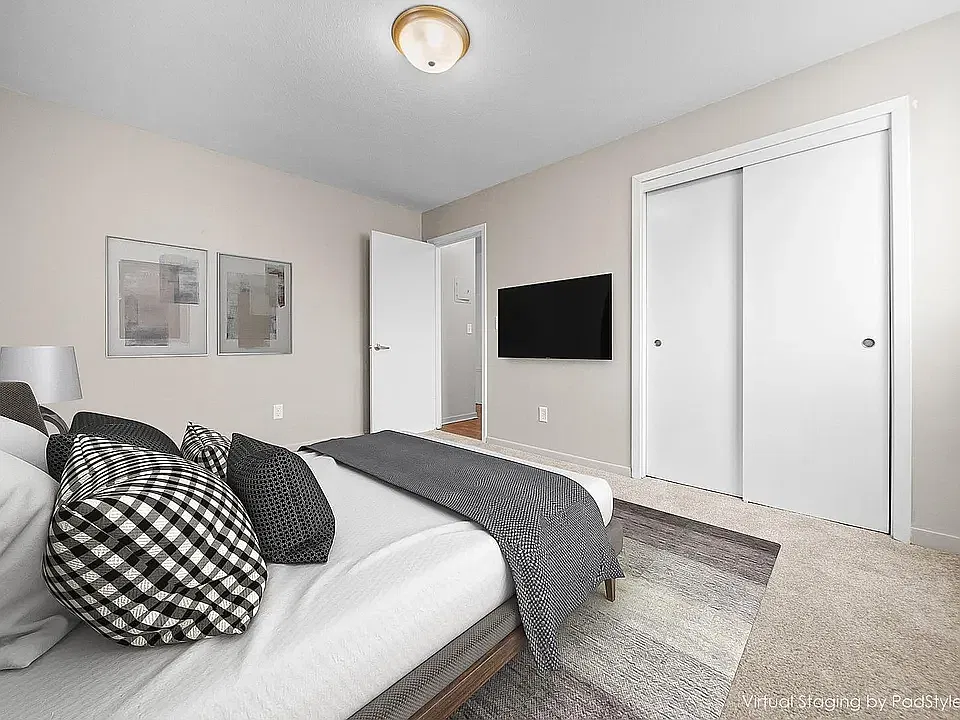 2 bed, 895 sqft, $1,500 — Photo 4