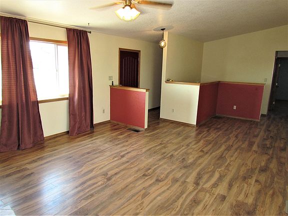 5th image of 236 Road 3950