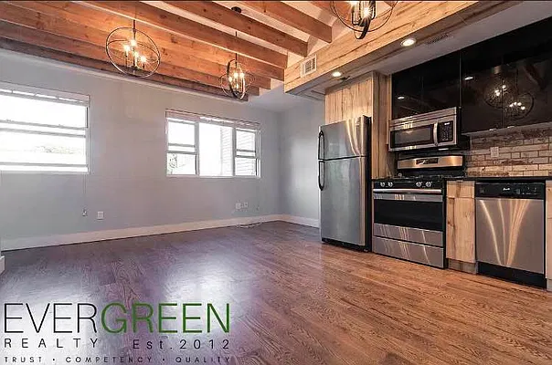 Rented by ERNY LLC | media 26