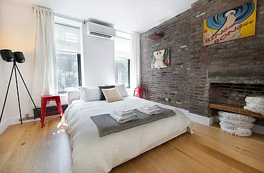 Rented by Safdie Realty Group