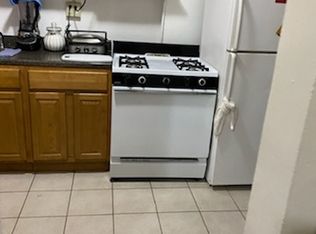 196 Lawrence Ave APT 3, Brooklyn, NY 11230