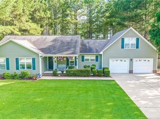 2182 Cora Dr, Hope Mills, NC 28348
